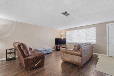 Villa ou maison à vendre à Port Richey, Floride: 2 chambres, 124.86 m2 № 2395903 - photo 7