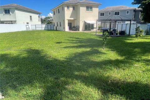 House in Homestead, Florida 5 bedrooms, 201.6 sq.m. № 1972141 - photo 27