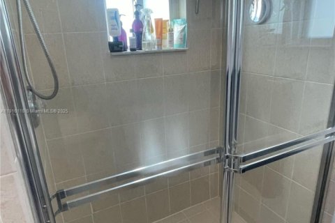 House in Homestead, Florida 5 bedrooms, 201.6 sq.m. № 1972141 - photo 22