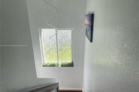 House in Homestead, Florida 5 bedrooms, 201.6 sq.m. № 1972141 - photo 10