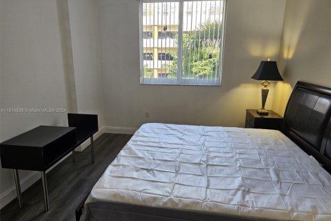 Condo in Aventura, Florida, 2 bedrooms № 1236423 - photo 26