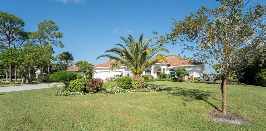 Villa ou maison à West Palm Beach, Floride 5 chambres, 334.82 m2 № 2081605