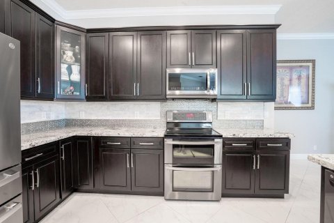 Villa ou maison à vendre à West Palm Beach, Floride: 5 chambres, 334.82 m2 № 2081605 - photo 3
