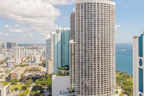 Condominio en alquiler en Miami, Florida, 2 dormitorios, 97.36 m2 № 1825761 - foto 20