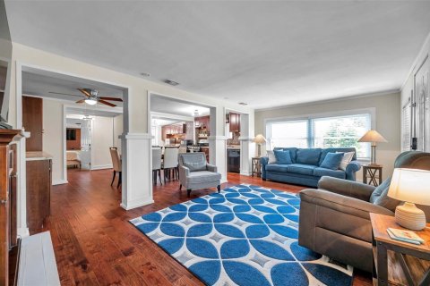 Casa en venta en Saint Petersburg, Florida, 3 dormitorios, 148.64 m2 № 1663131 - foto 12