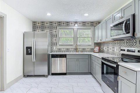 Villa ou maison à vendre à DeLand, Floride: 5 chambres, 211.35 m2 № 1843867 - photo 7