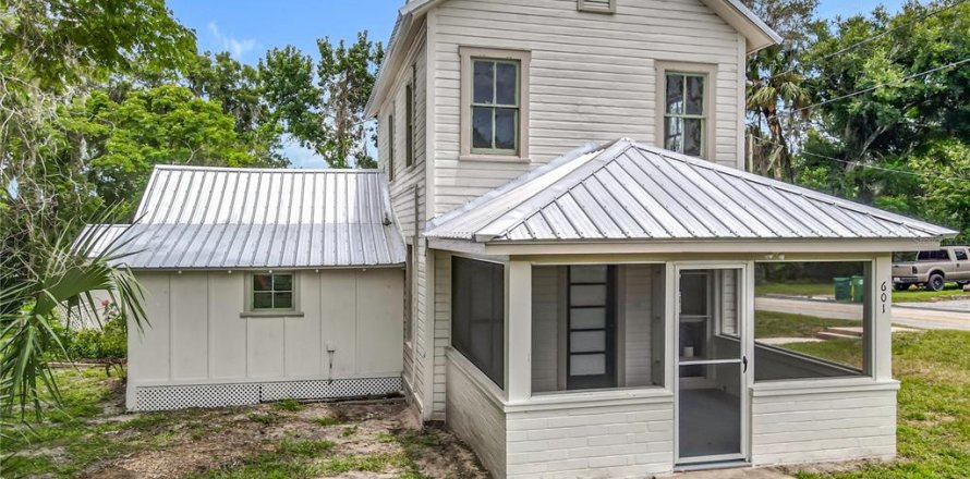 Villa ou maison à DeLand, Floride 5 chambres, 211.35 m2 № 1843867