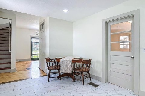 Villa ou maison à vendre à DeLand, Floride: 5 chambres, 211.35 m2 № 1843867 - photo 10