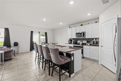 Villa ou maison à vendre à Winter Haven, Floride: 5 chambres, 250.46 m2 № 1909706 - photo 6