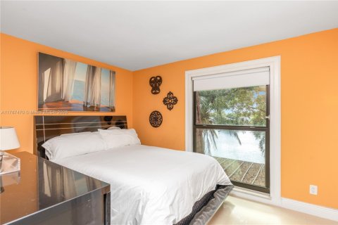 Купить таунхаус в Пемброк-Пайнс, Флорида 2 спальни, 96.62м2, № 2013249 - фото 19