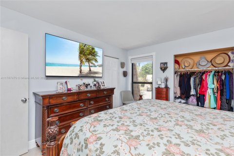 Купить таунхаус в Пемброк-Пайнс, Флорида 2 спальни, 96.62м2, № 2013249 - фото 18