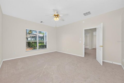 House in Clermont, Florida 3 bedrooms, 202.81 sq.m. № 2434892 - photo 18