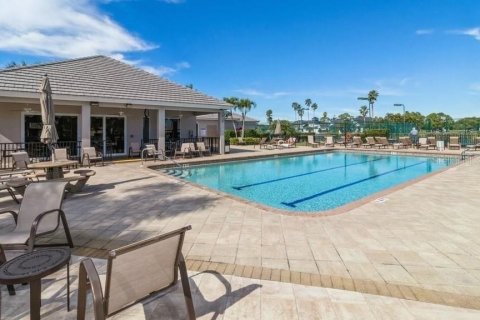 House in Lehigh Acres, Florida 2 bedrooms, 151.62 sq.m. № 2431194 - photo 6