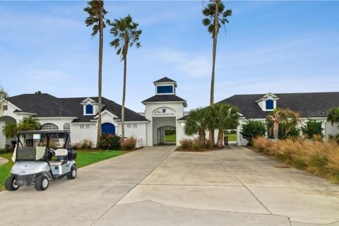 House in Lehigh Acres, Florida 2 bedrooms, 151.62 sq.m. № 2431194 - photo 10