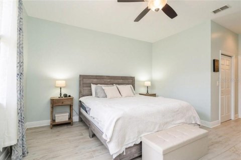 House in Lehigh Acres, Florida 2 bedrooms, 151.62 sq.m. № 2431194 - photo 28