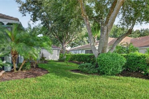 House in Lehigh Acres, Florida 2 bedrooms, 151.62 sq.m. № 2431194 - photo 14