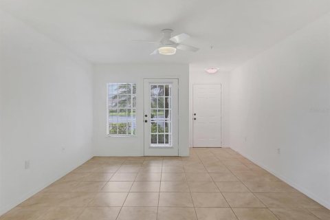Condo in Lakewood Ranch, Florida, 2 bedrooms  № 1819165 - photo 11