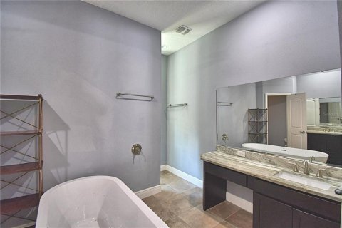 Casa en venta en Groveland, Florida, 3 dormitorios, 227.61 m2 № 2387356 - foto 28