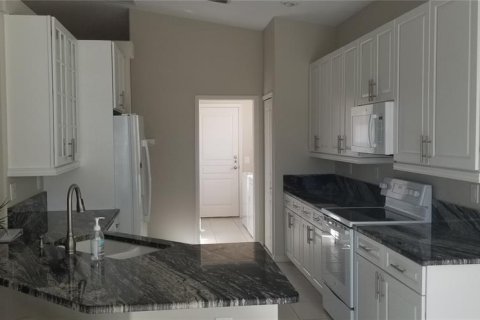 Casa en alquiler en Venice, Florida, 3 dormitorios, 163.88 m2 № 1213338 - foto 4