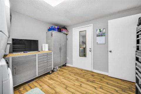 Townhouse in Pinellas Park, Florida 2 bedrooms, 110.55 sq.m. № 1817273 - photo 27