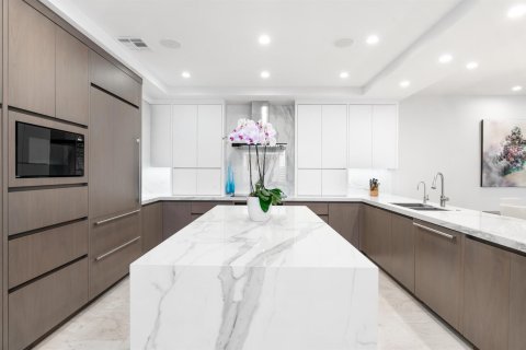 Adosado en venta en Fort Lauderdale, Florida, 3 dormitorios, 271.37 m2 № 2365242 - foto 4