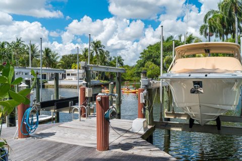 Adosado en venta en Fort Lauderdale, Florida, 3 dormitorios, 271.37 m2 № 2365242 - foto 12
