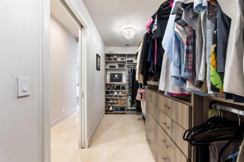 Adosado en venta en Fort Lauderdale, Florida, 3 dormitorios, 271.37 m2 № 2365242 - foto 23