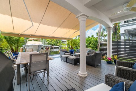 Adosado en venta en Fort Lauderdale, Florida, 3 dormitorios, 271.37 m2 № 2365242 - foto 11