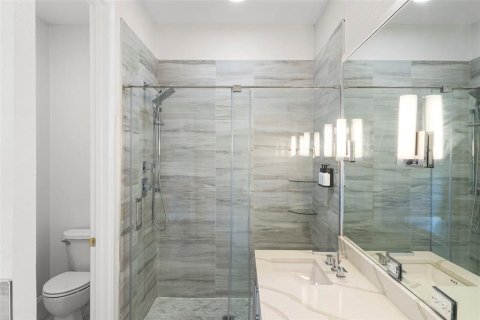 Adosado en venta en Tampa, Florida, 4 dormitorios, 254.65 m2 № 2295253 - foto 18