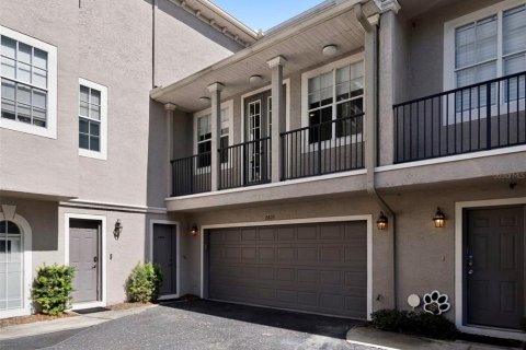 Adosado en Tampa, Florida 4 dormitorios, 254.65 m2 № 2295253
