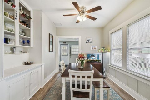 Villa ou maison à vendre à Tampa, Floride: 2 chambres, 85.1 m2 № 1510052 - photo 4