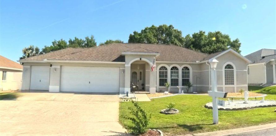Casa en Ocala, Florida 3 dormitorios, 159.7 m2 № 1719702