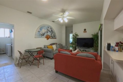 Casa en venta en Ocala, Florida, 3 dormitorios, 159.7 m2 № 1719702 - foto 16