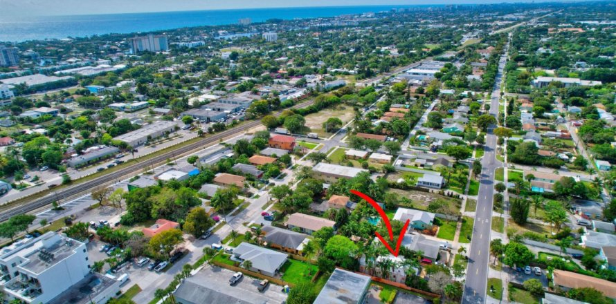 Villa ou maison à Delray Beach, Floride 2 chambres, 133.69 m2 № 1011948