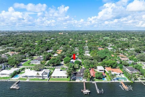 House in Miami Shores, Florida 5 bedrooms, 335.93 sq.m. № 1948573 - photo 7