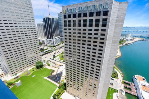 Condominio en venta en Miami, Florida, 1 dormitorio, 78.6 m2 № 1888800 - foto 6