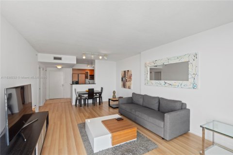 Condominio en venta en Miami, Florida, 1 dormitorio, 78.6 m2 № 1888800 - foto 22