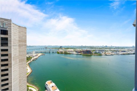 Condominio en venta en Miami, Florida, 1 dormitorio, 78.6 m2 № 1888800 - foto 5