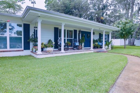 House in Sanford, Florida 2 bedrooms, 179.86 sq.m. № 1868996 - photo 1