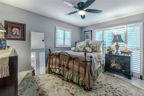 House in Sanford, Florida 2 bedrooms, 179.86 sq.m. № 1868996 - photo 19