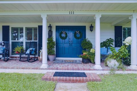 House in Sanford, Florida 2 bedrooms, 179.86 sq.m. № 1868996 - photo 2