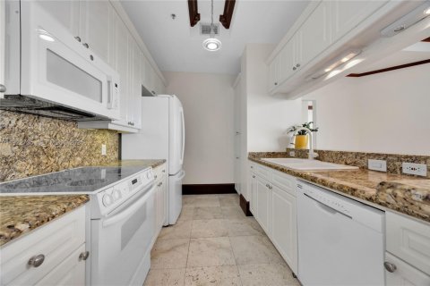 Condominio en alquiler en Miami, Florida, 1 dormitorio, 89.09 m2 № 1989651 - foto 21