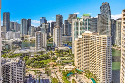 Condominio en alquiler en Miami, Florida, 1 dormitorio, 89.09 m2 № 1989651 - foto 7