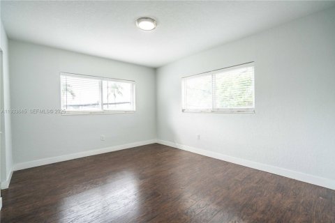 Apartment in Miami Beach, Florida 2 bedrooms, 83.61 sq.m. № 1991438 - photo 13