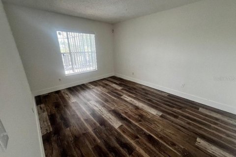 Villa ou maison à louer à Kissimmee, Floride: 4 chambres, 177.07 m2 № 2413675 - photo 7