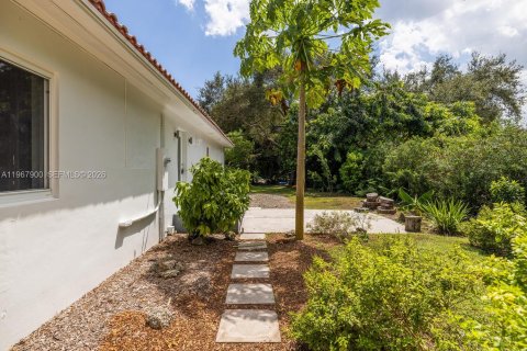 Снять в аренду виллу или дом в Бискейн-Парк, Флорида 3 спальни, 200.67м2, № 2032873 - фото 16