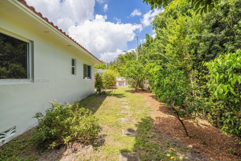 Снять в аренду виллу или дом в Бискейн-Парк, Флорида 3 спальни, 200.67м2, № 2032873 - фото 19