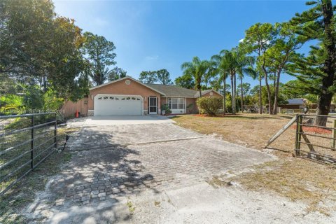 Villa ou maison à West Palm Beach, Floride 3 chambres, 176.42 m2 № 2027400