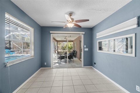 Villa ou maison à vendre à West Palm Beach, Floride: 3 chambres, 176.42 m2 № 2027400 - photo 19