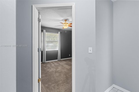 Villa ou maison à vendre à West Palm Beach, Floride: 3 chambres, 176.42 m2 № 2027400 - photo 15